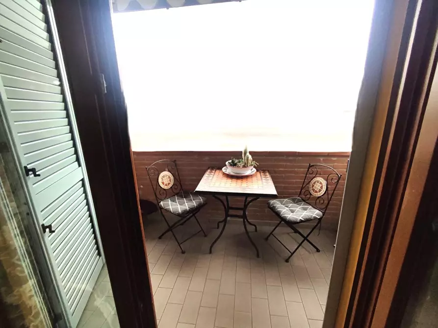 Immagine 5 di Appartamento in vendita  a Colle Di Val D'elsa