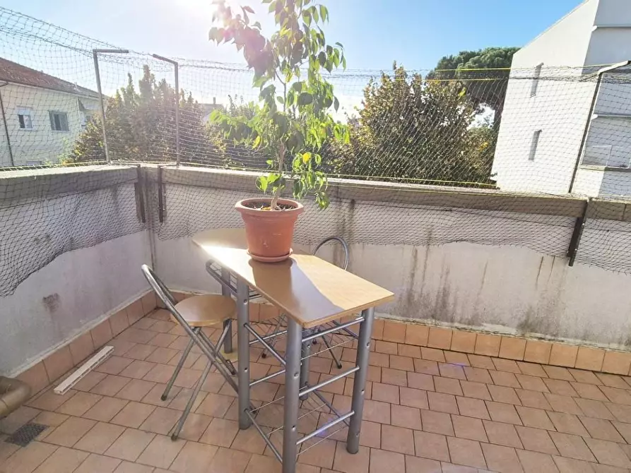 Immagine 55 di Appartamento in vendita  a Viareggio