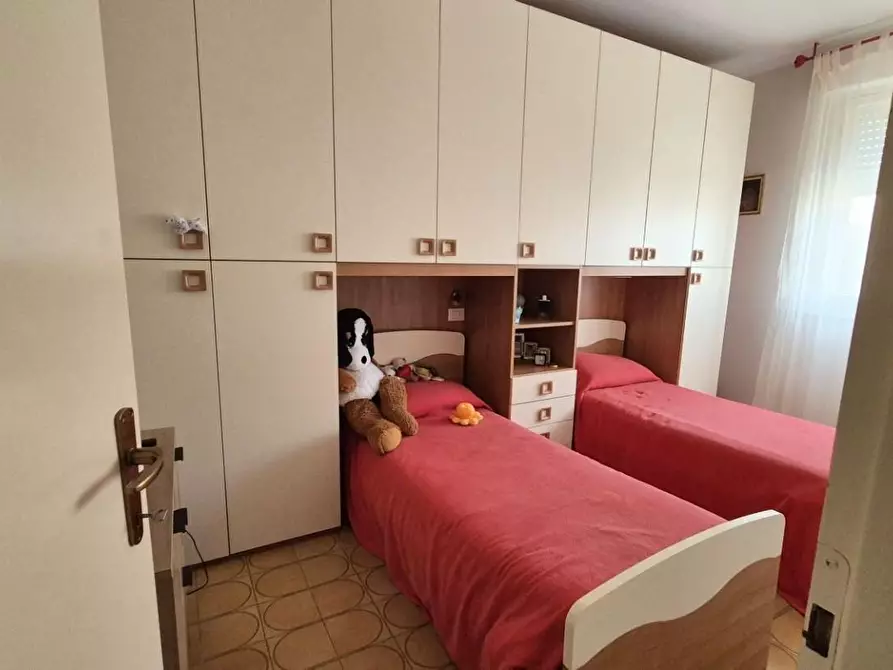 Immagine 34 di Appartamento in vendita  a Viareggio