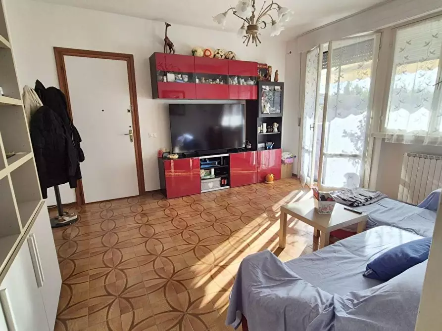 Immagine 3 di Appartamento in vendita  a Viareggio