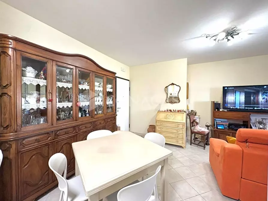 Immagine 14 di Appartamento in vendita  a Santa Maria A Monte