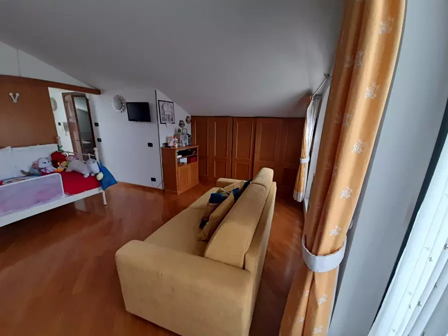 Immagine 5 di Casa bifamiliare in vendita  a Carrara