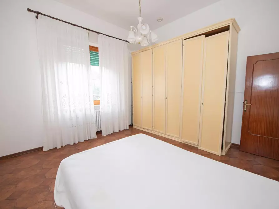 Immagine 19 di Villa in vendita  a Collesalvetti