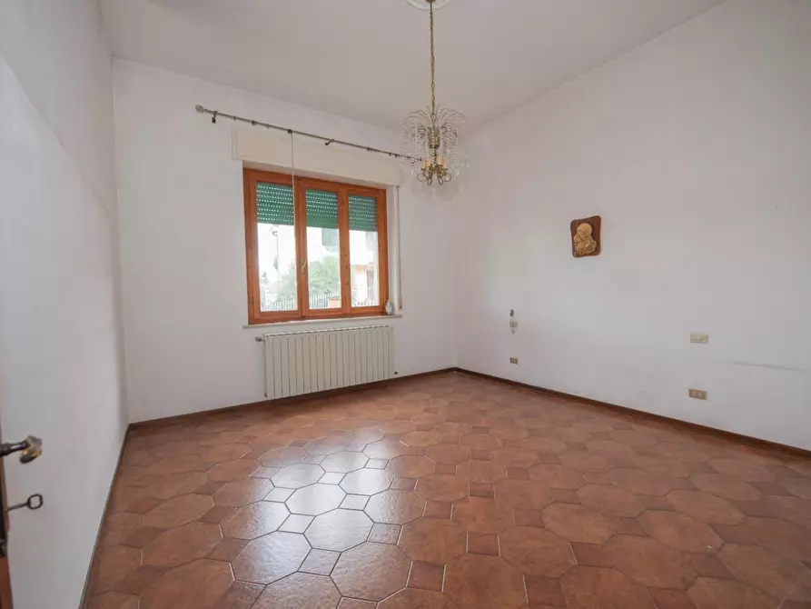 Immagine 24 di Villa in vendita  a Collesalvetti