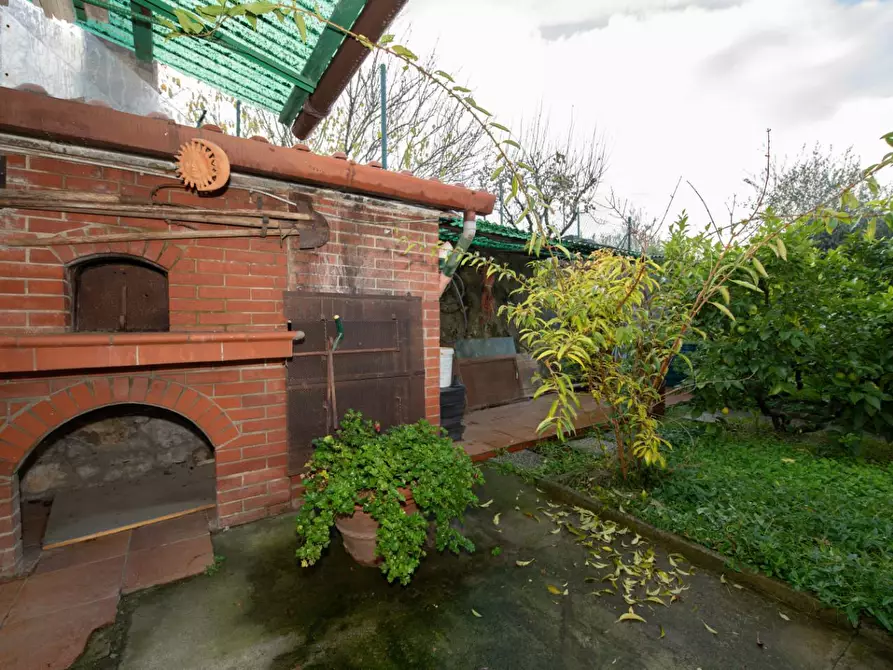 Immagine 31 di Villa in vendita  a Collesalvetti