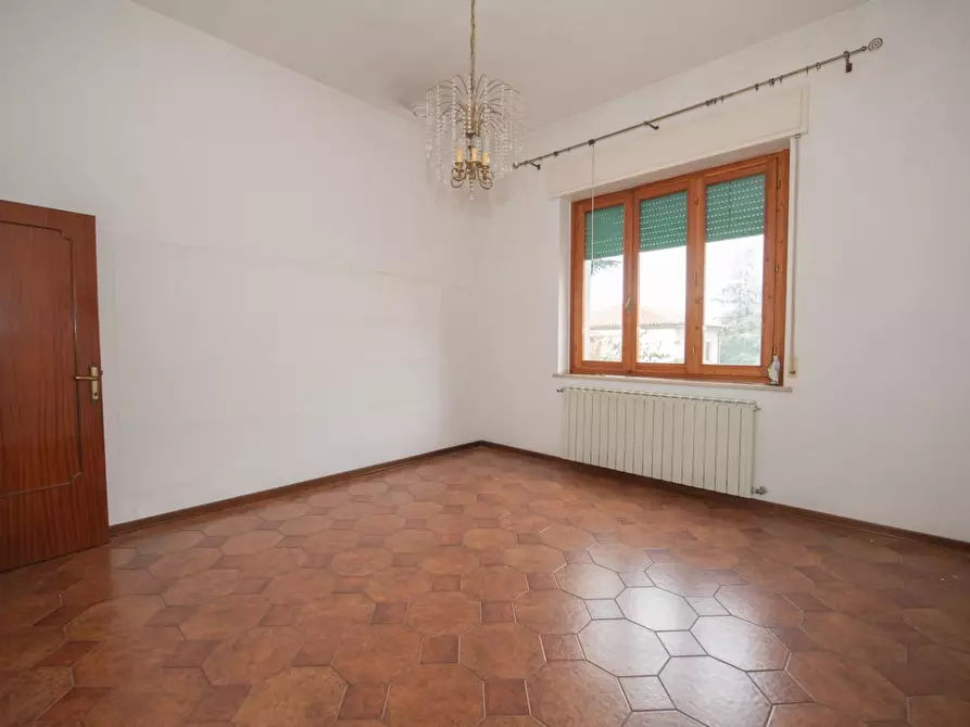 Immagine 22 di Villa in vendita  a Collesalvetti