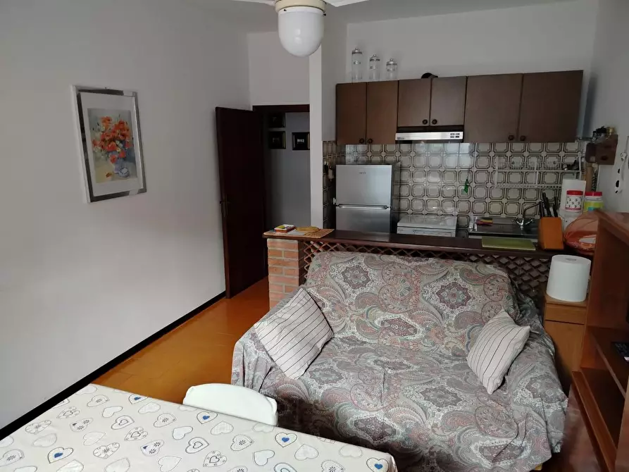 Immagine 7 di Appartamento in vendita  a Rosignano Marittimo