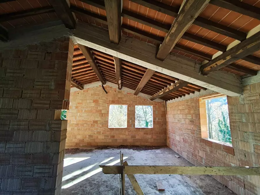 Immagine 35 di Rustico / casale in vendita  a Capannori