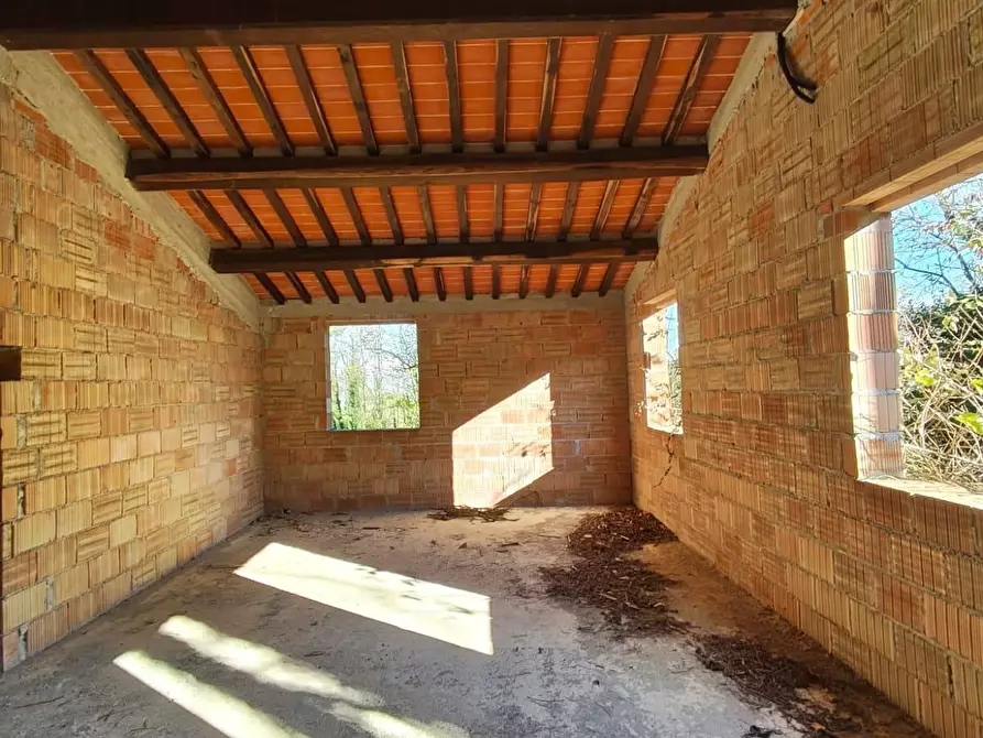 Immagine 30 di Rustico / casale in vendita  a Capannori