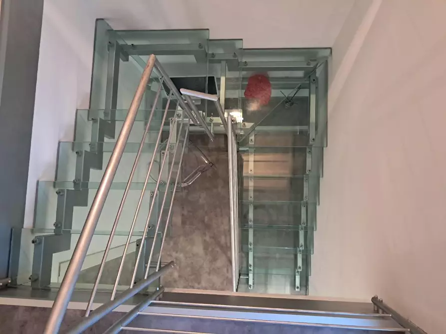 Immagine 19 di Appartamento in vendita  a Pontedera