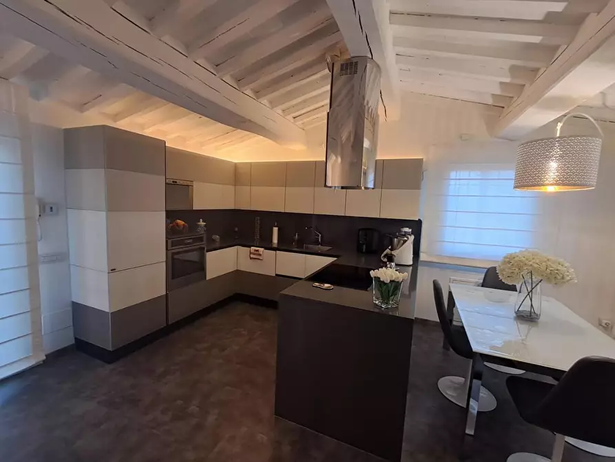 Immagine 18 di Appartamento in vendita  a Pontedera