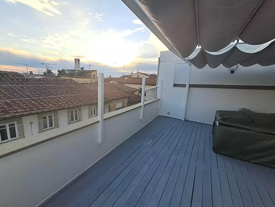 Immagine 45 di Appartamento in vendita  a Pontedera