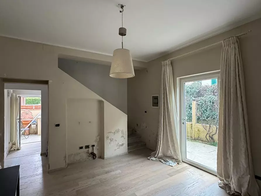 Immagine 7 di Terratetto in vendita  a Lucca