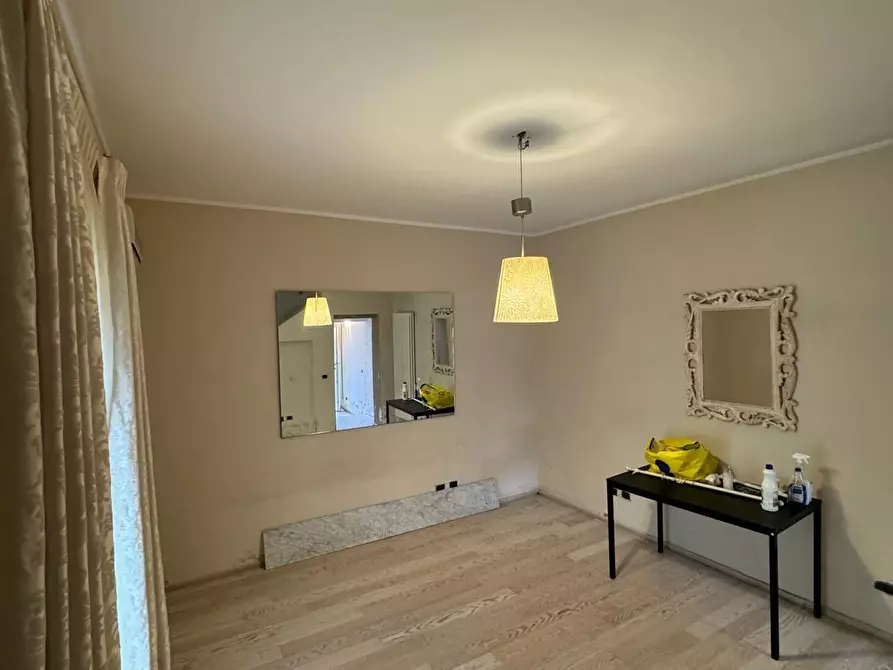 Immagine 10 di Terratetto in vendita  a Lucca