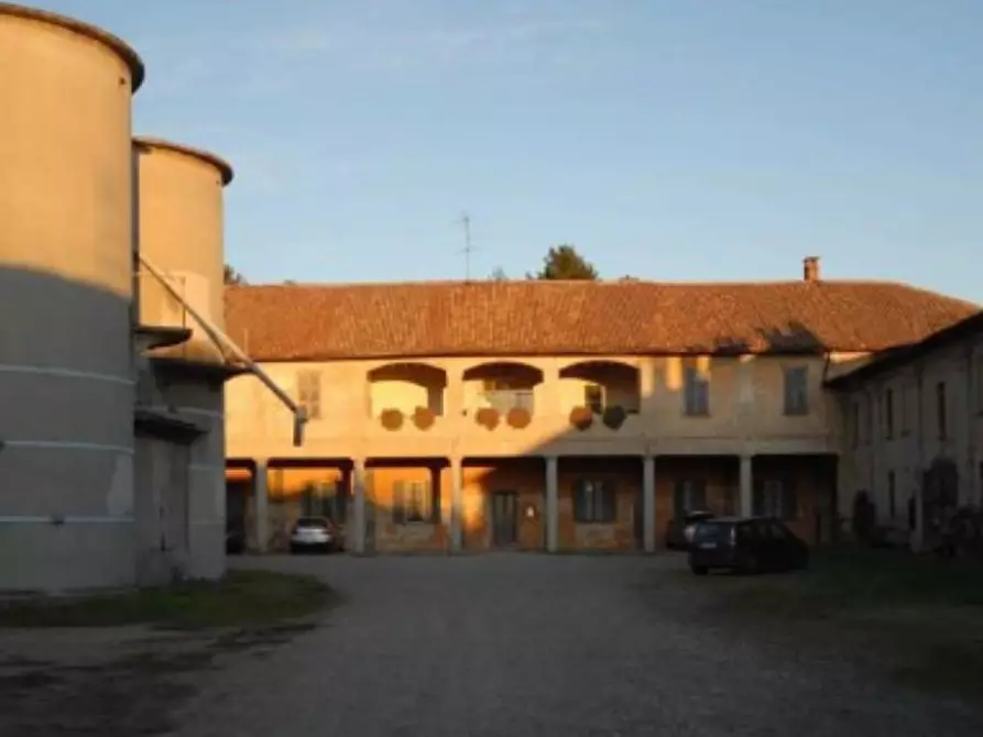 Immagine 4 di Appartamento in vendita  a Vernate