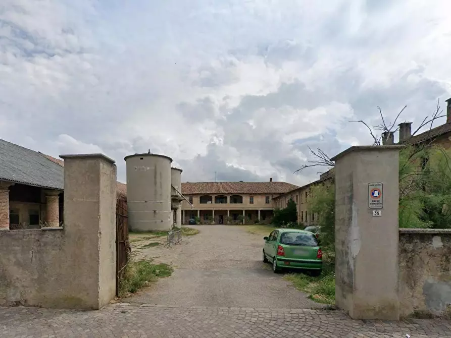 Immagine 2 di Appartamento in vendita  a Vernate