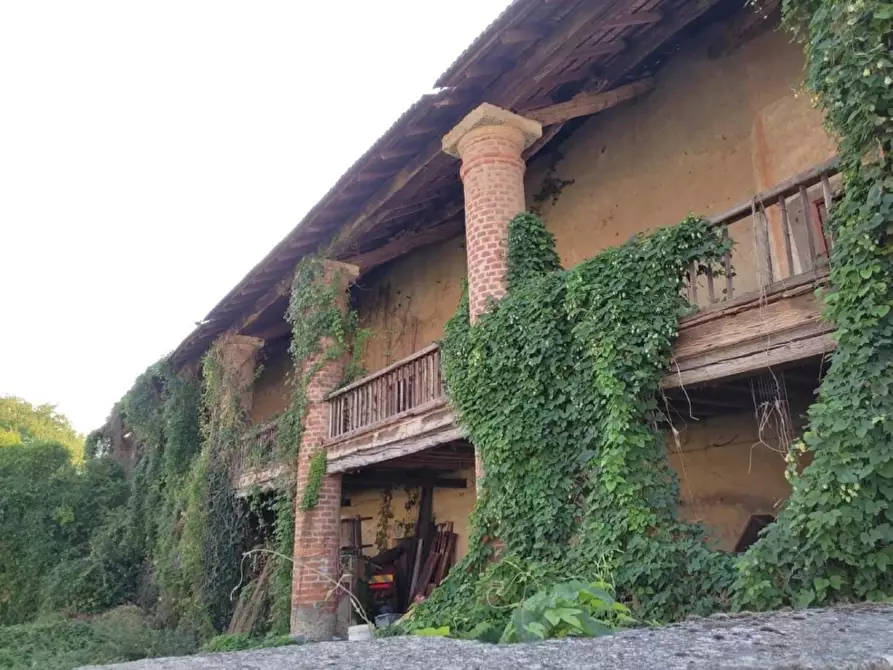 Immagine 1 di Appartamento in vendita  a Vernate