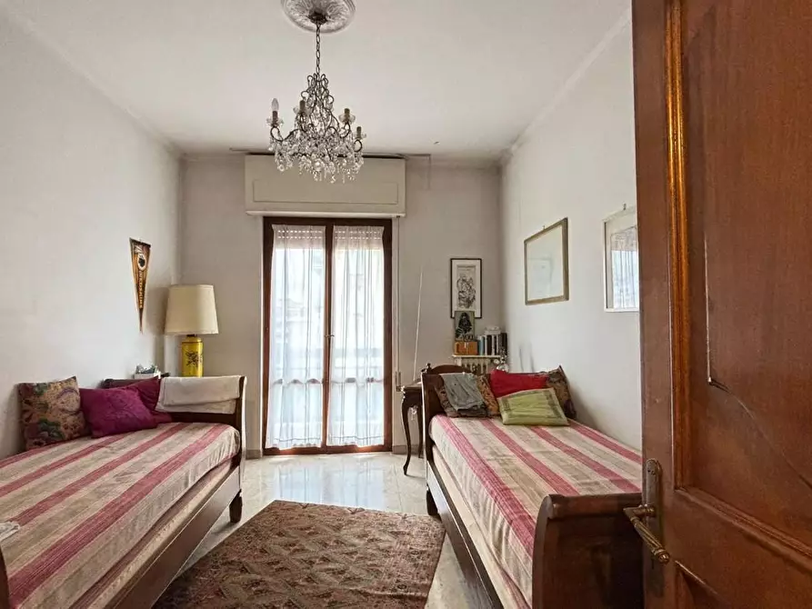 Immagine 10 di Appartamento in vendita  a Carrara