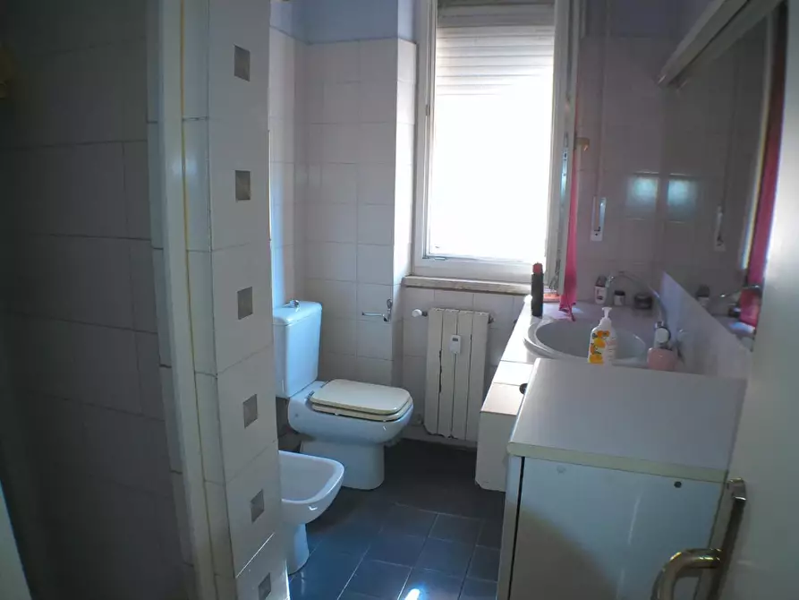 Immagine 17 di Appartamento in vendita  a Carrara