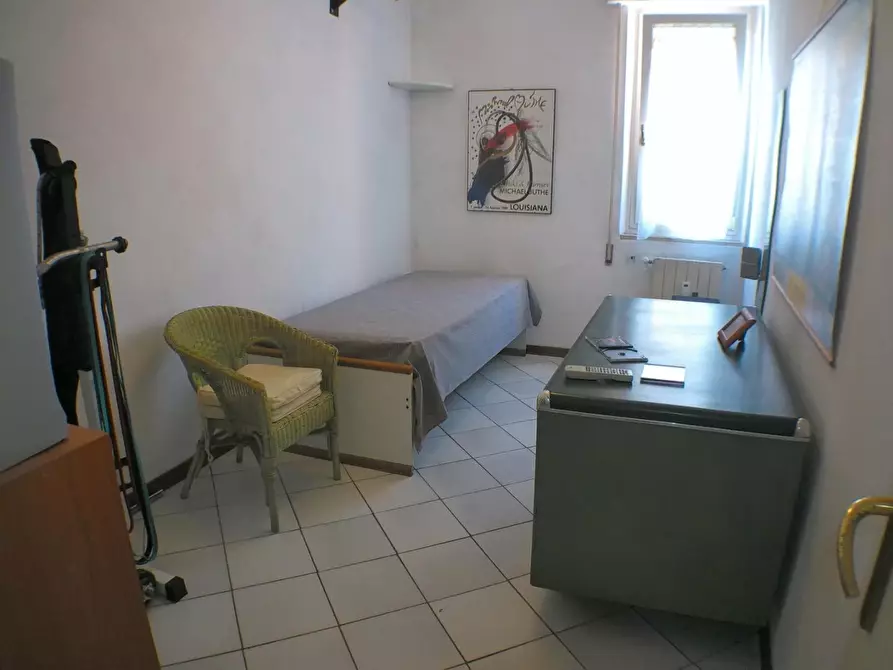 Immagine 14 di Appartamento in vendita  a Carrara