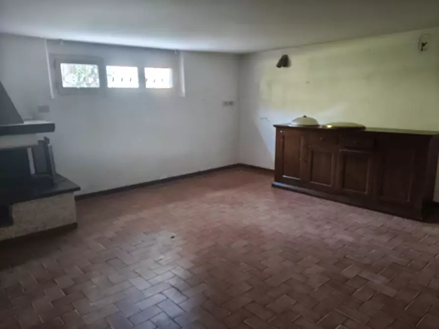 Immagine 15 di Casa indipendente in vendita  a Pietrasanta