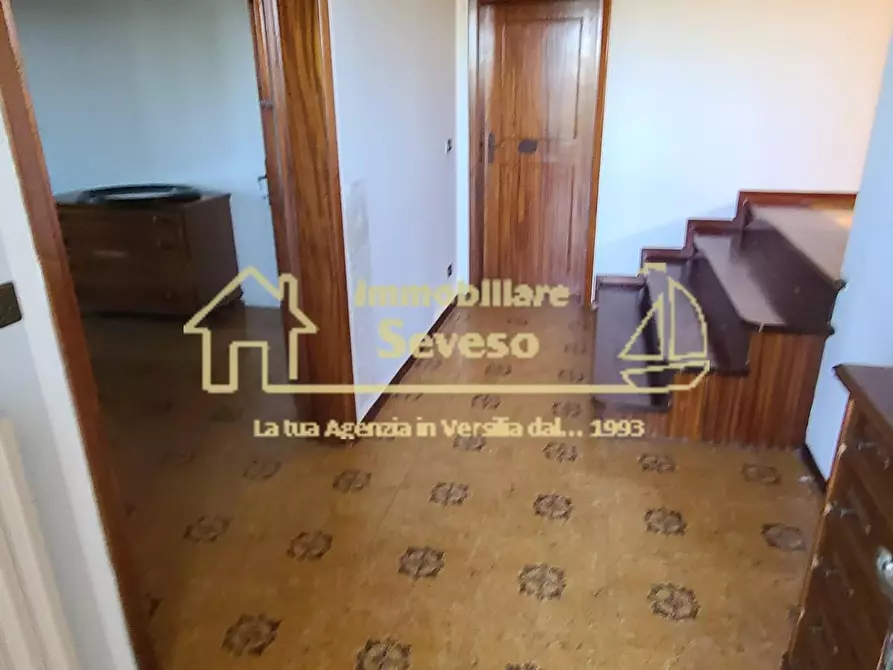 Immagine 28 di Casa indipendente in vendita  a Pietrasanta