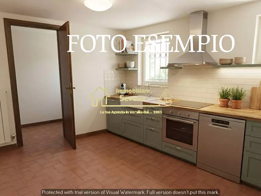 Immagine 8 di Casa indipendente in vendita  a Pietrasanta