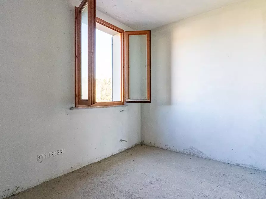 Immagine 11 di Appartamento in vendita  a Castelfiorentino