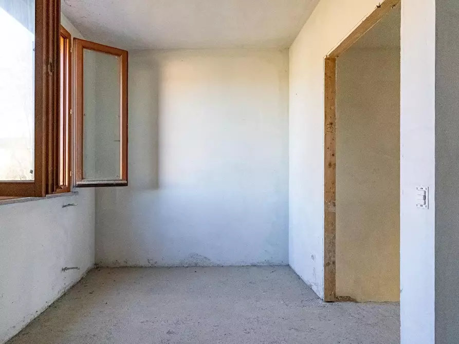 Immagine 8 di Appartamento in vendita  a Castelfiorentino