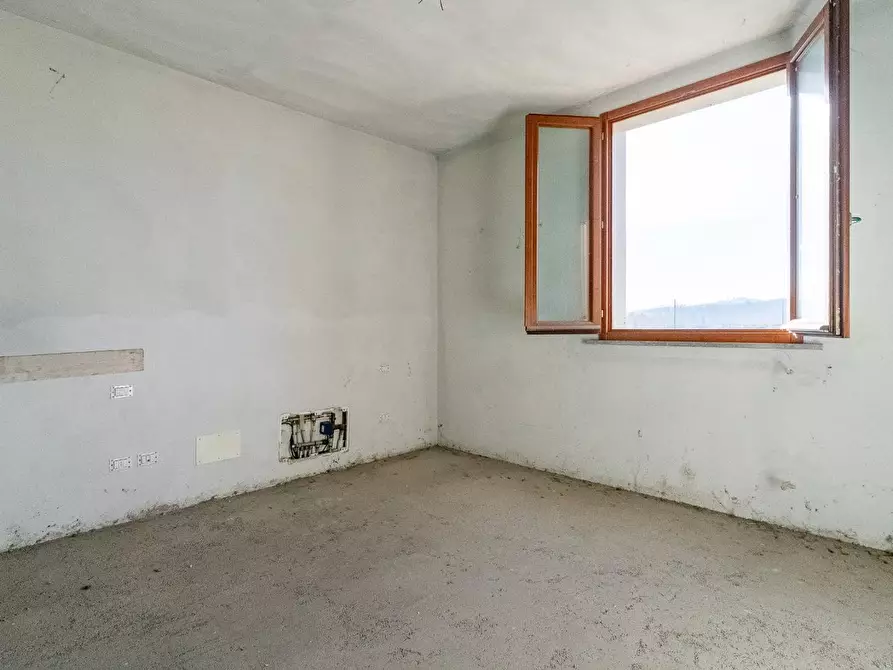 Immagine 15 di Appartamento in vendita  a Castelfiorentino