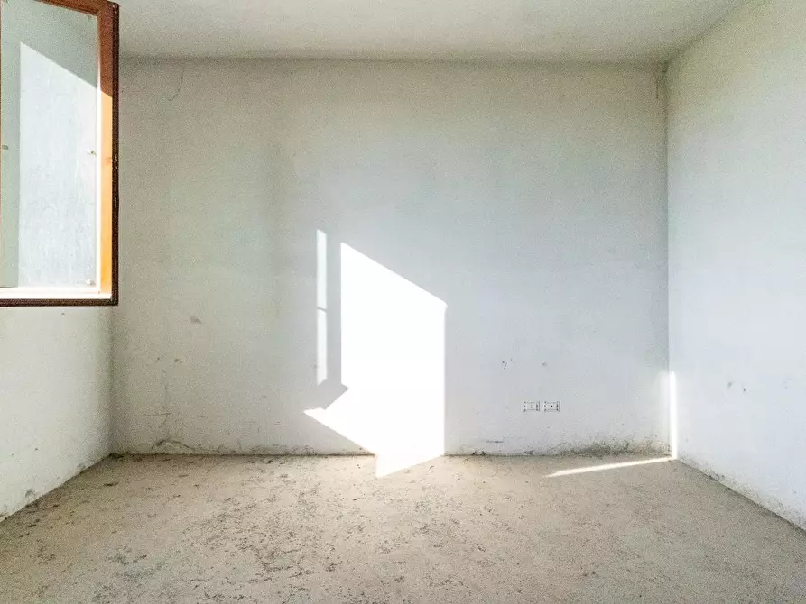 Immagine 14 di Appartamento in vendita  a Castelfiorentino