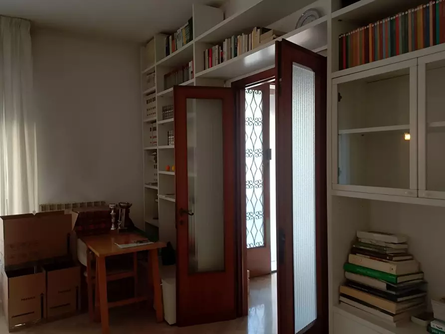 Immagine 13 di Appartamento in vendita  a Empoli