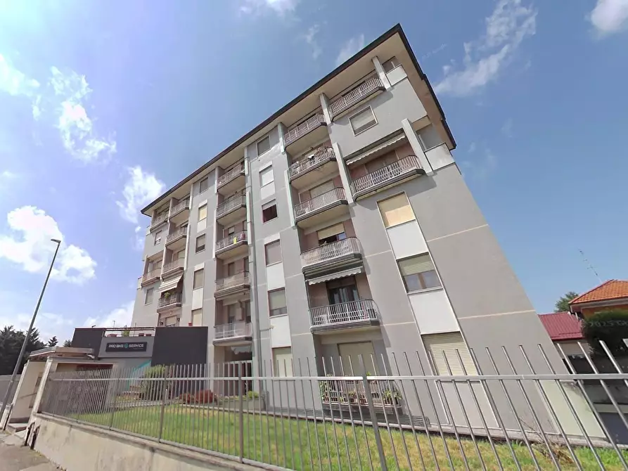 Immagine 2 di Appartamento in vendita  a Abbiategrasso