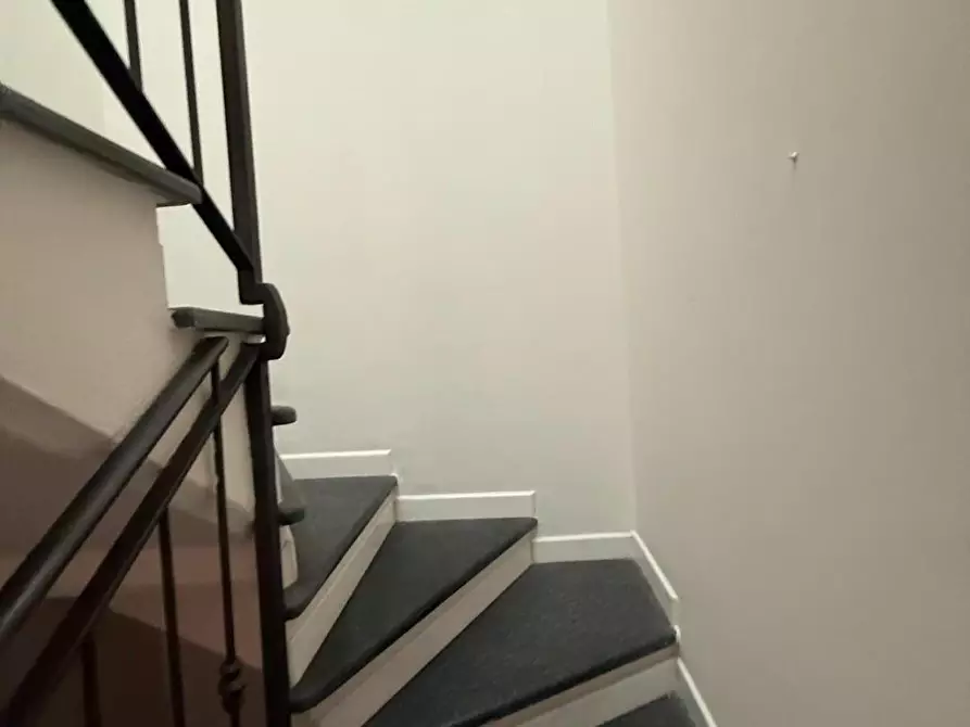 Immagine 32 di Casa indipendente in vendita  a Massa