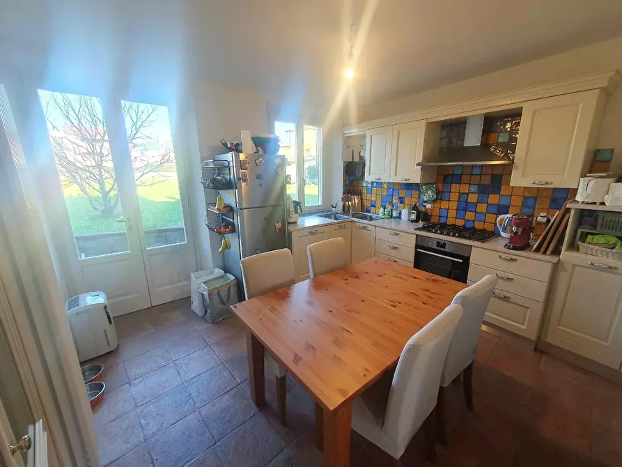 Immagine 16 di Terratetto in vendita  a Lucca