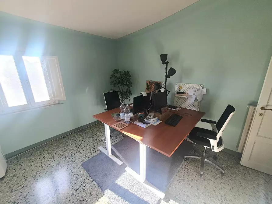 Immagine 45 di Terratetto in vendita  a Lucca