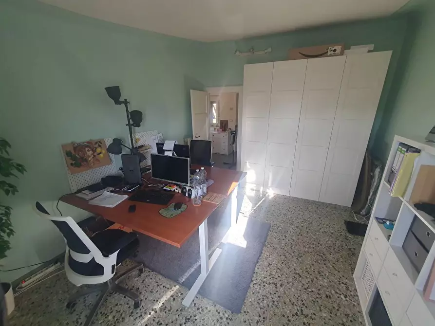 Immagine 46 di Terratetto in vendita  a Lucca