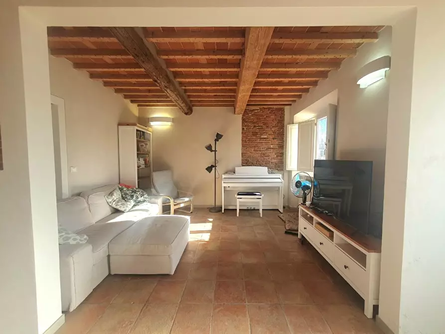 Immagine 11 di Terratetto in vendita  a Lucca
