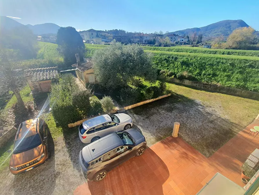 Immagine 40 di Terratetto in vendita  a Lucca