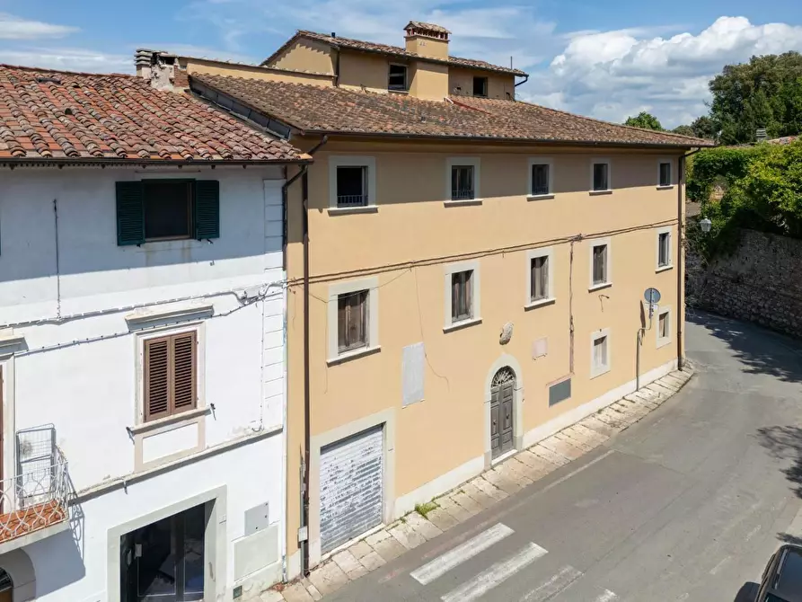 Immagine 6 di Palazzo in vendita  a Casciana Terme Lari