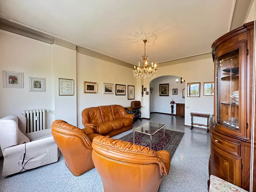 Immagine 6 di Appartamento in vendita  a Empoli