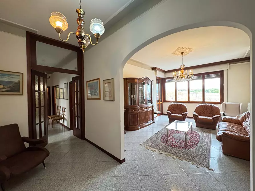 Immagine 9 di Appartamento in vendita  a Empoli