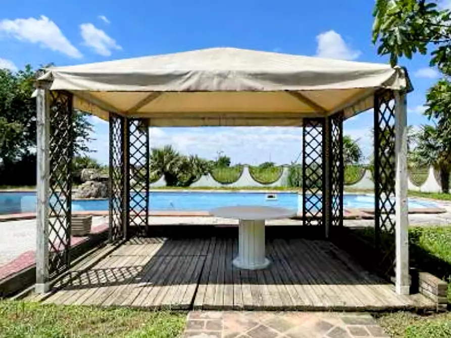 Immagine 10 di Villa in vendita  a Mede