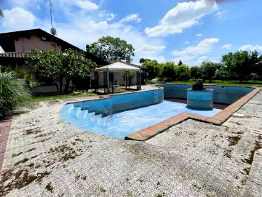 Immagine 11 di Villa in vendita  a Mede