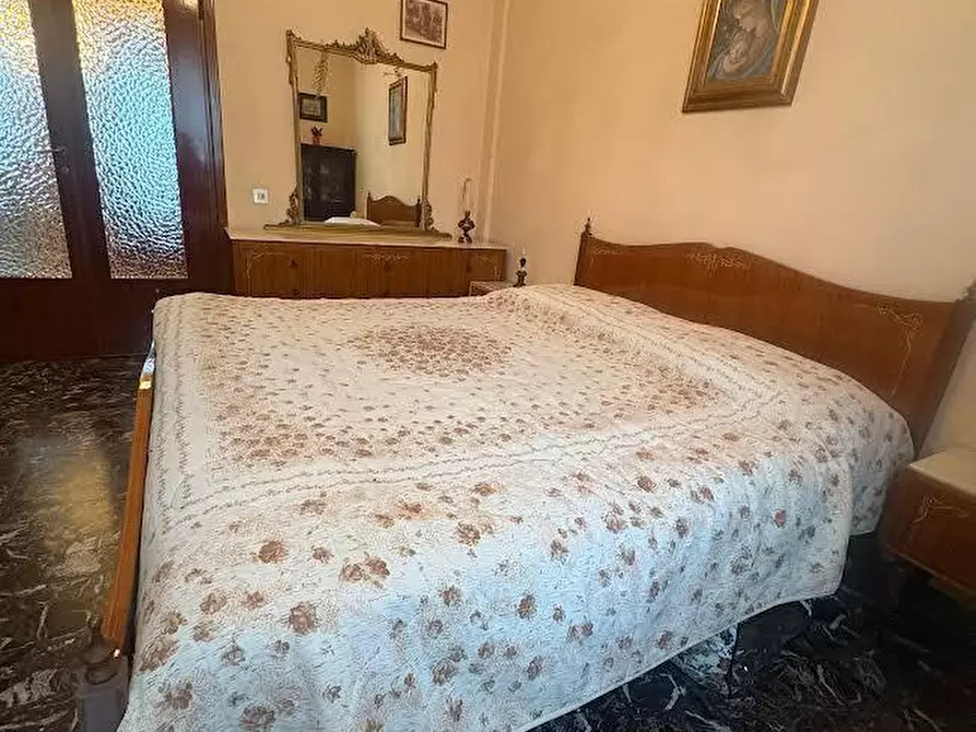 Immagine 19 di Appartamento in vendita  a Livorno