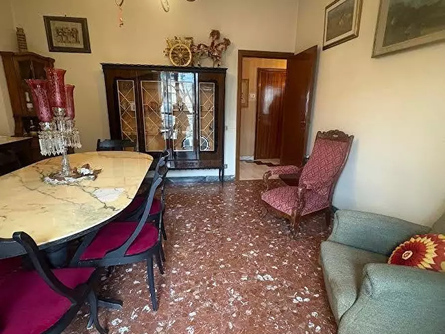 Immagine 2 di Appartamento in vendita  a Livorno