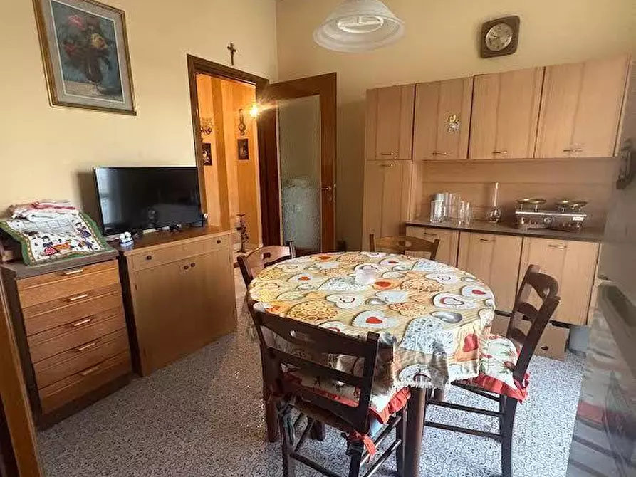 Immagine 10 di Appartamento in vendita  a Livorno