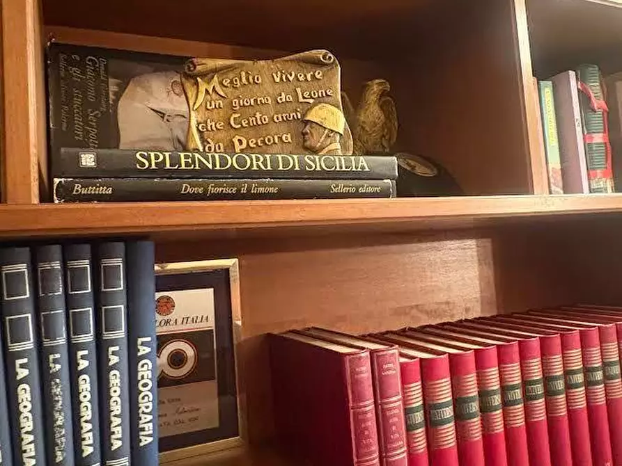 Immagine 6 di Appartamento in vendita  a Livorno