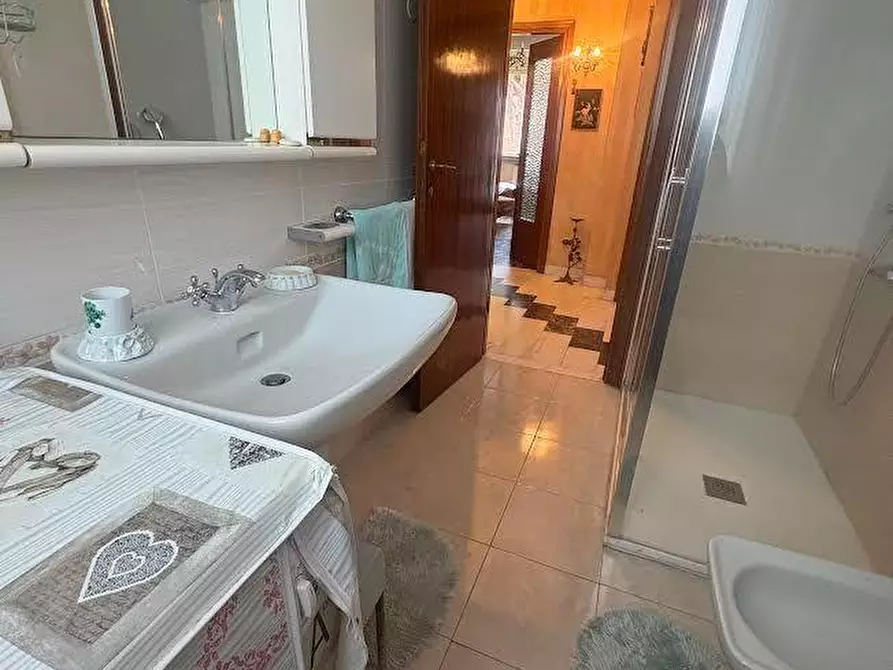 Immagine 21 di Appartamento in vendita  a Livorno