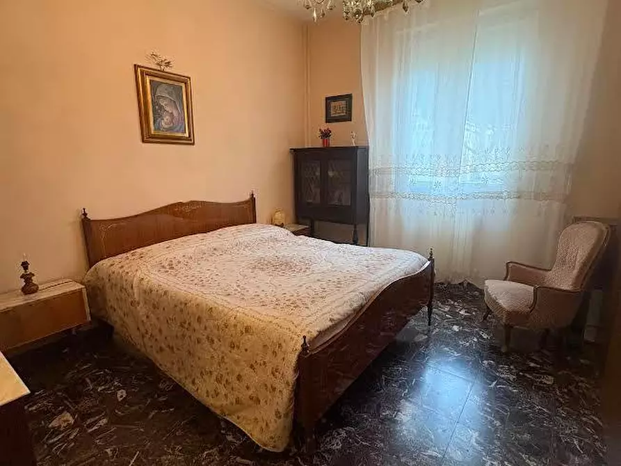 Immagine 18 di Appartamento in vendita  a Livorno